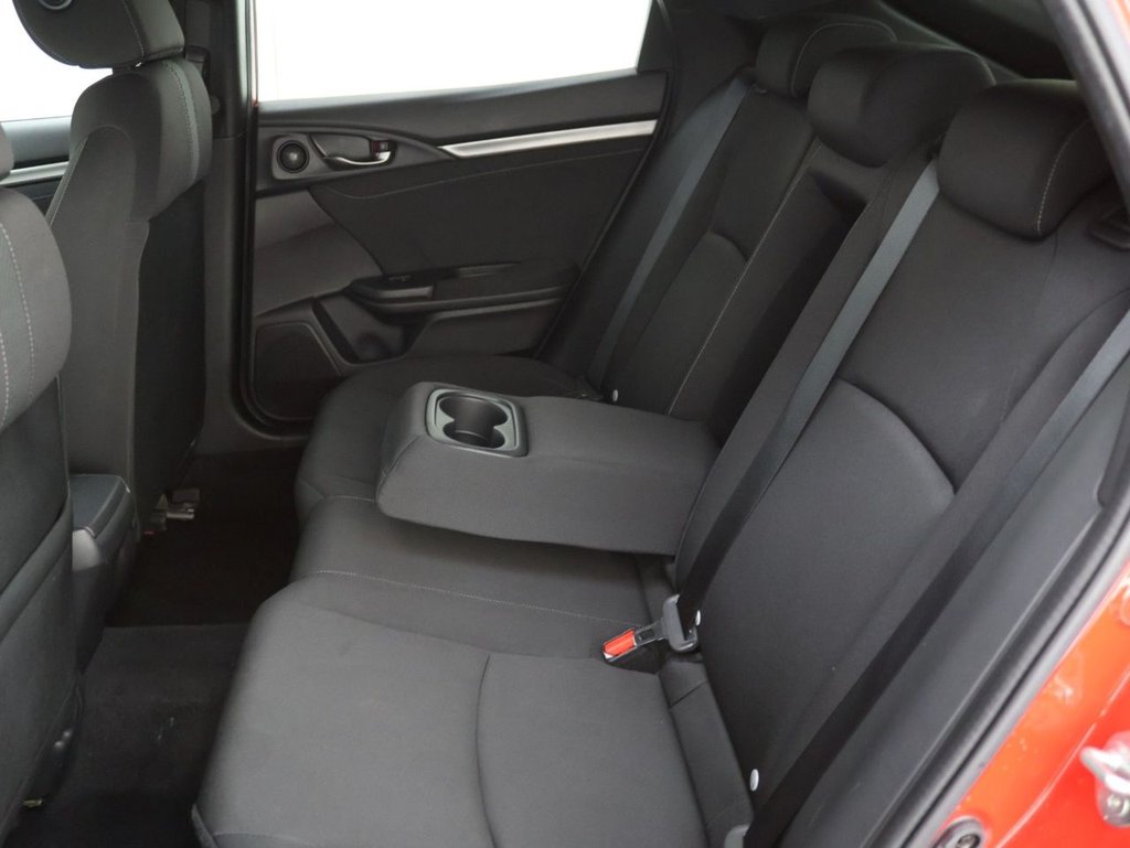 Used Honda Civic 2019 for sale - 77967100: Photo 20