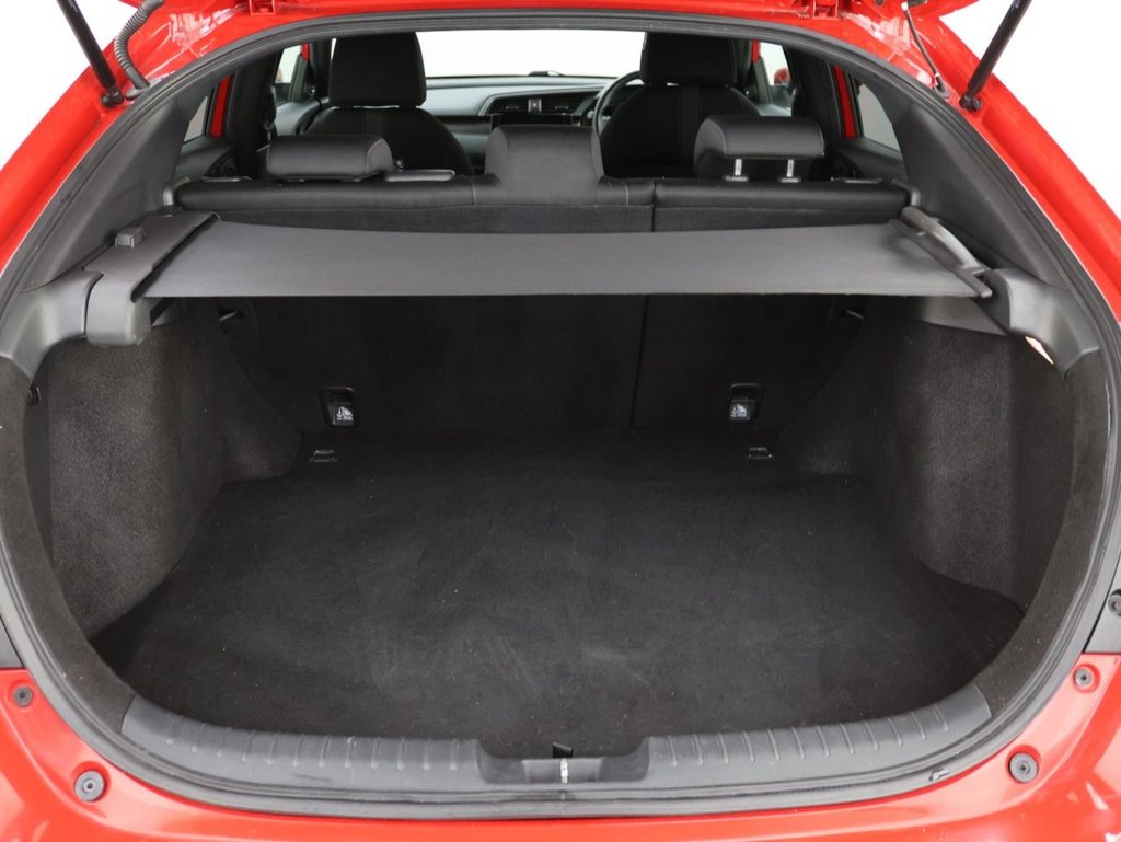 Used Honda Civic 2019 for sale - 77967100: Photo 24