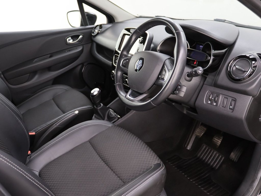 Used Renault Clio 2018 for sale - 78082320: Photo 10