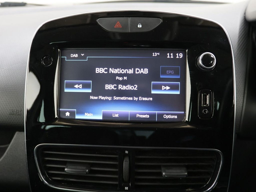 Used Renault Clio 2018 for sale - 78082320: Photo 15