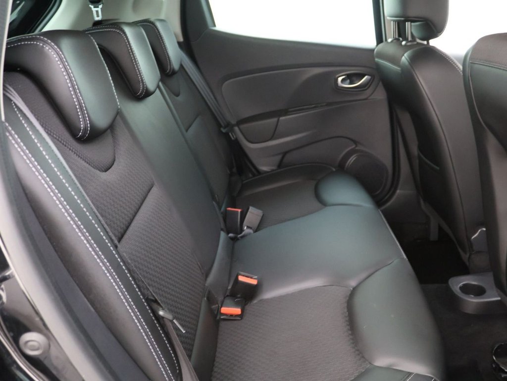 Used Renault Clio 2018 for sale - 78082320: Photo 17