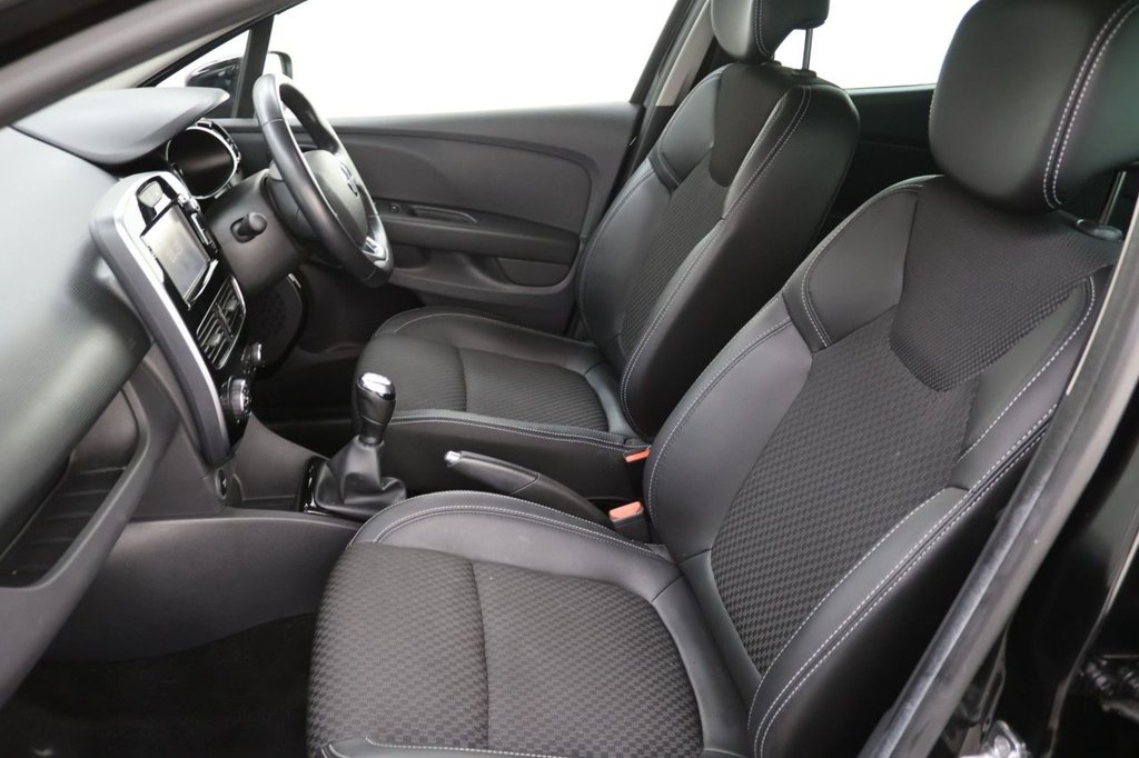 Used Renault Clio 2018 for sale - 78082320: Photo 22