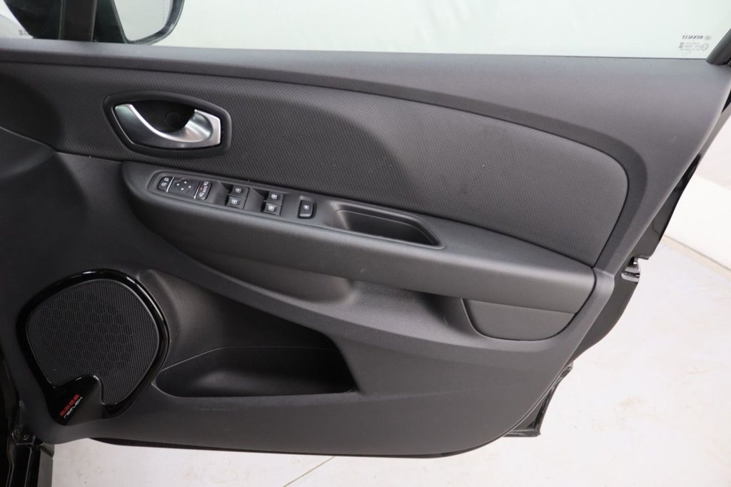 Used Renault Clio 2018 for sale - 78082320: Photo 26