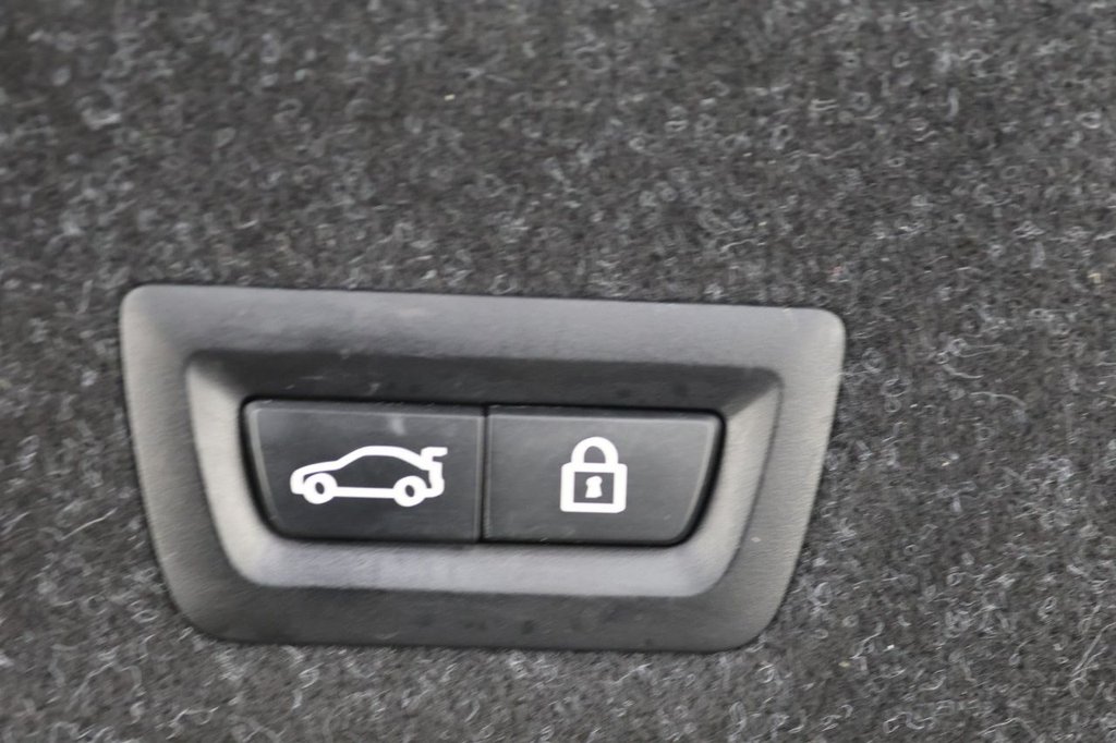 Used BMW 3 Series 2020 for sale - 77981470: Photo 26