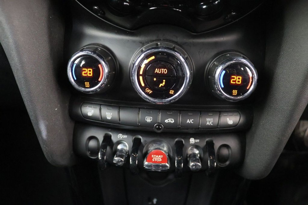 Used MINI Hatch 2019 for sale - 77719610: Photo 15