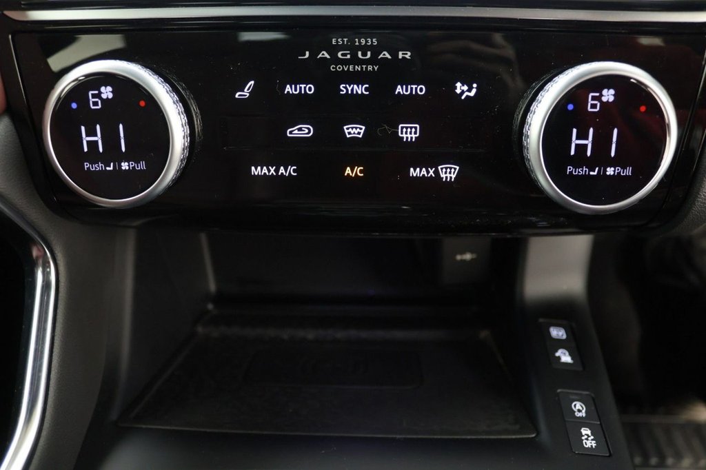 Used Jaguar E-Pace 2024 for sale - 76724298: Photo 17