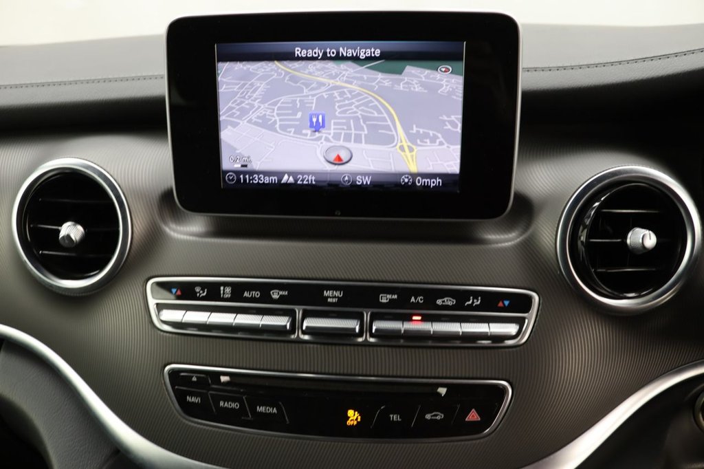 Used Mercedes-Benz V-Class 2017 for sale - 77383581: Photo 15