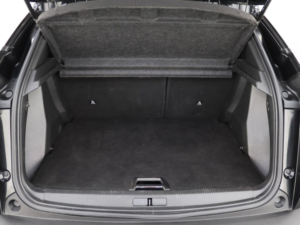 Used Peugeot E-2008 2021 for sale - 76323014: Photo 27