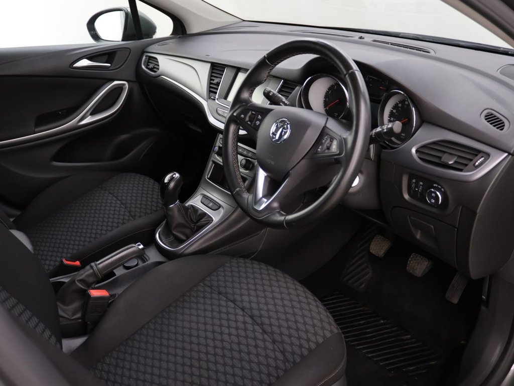 Used Vauxhall Astra 2018 for sale - 76248572: Photo 12