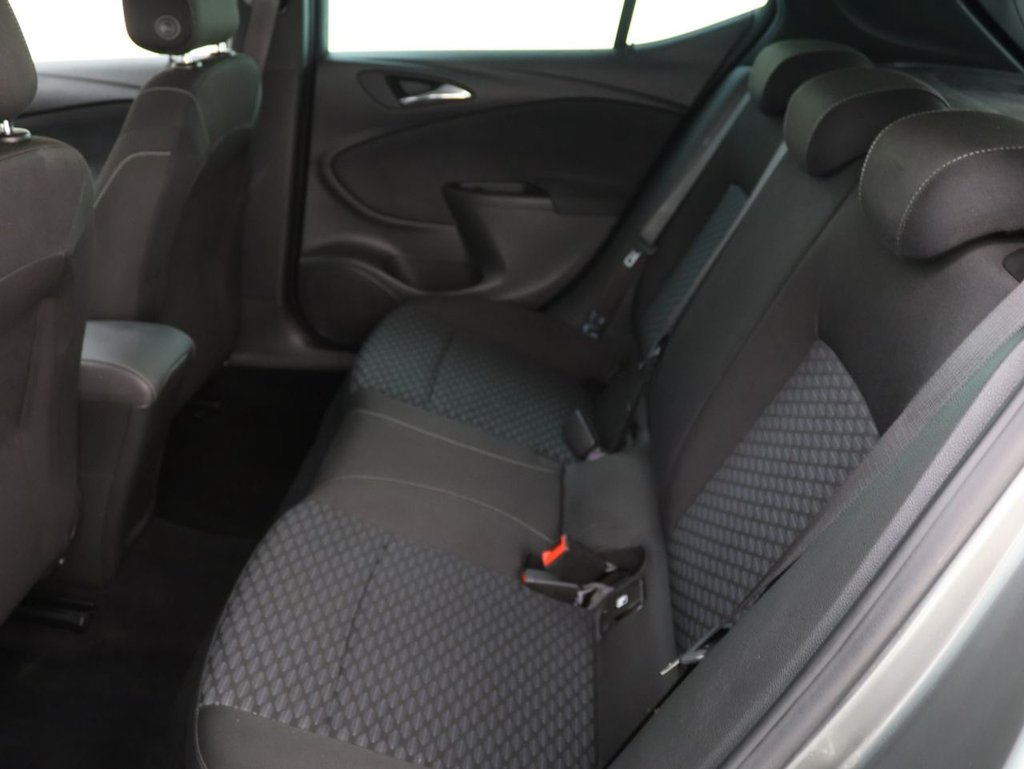 Used Vauxhall Astra 2018 for sale - 76248572: Photo 21