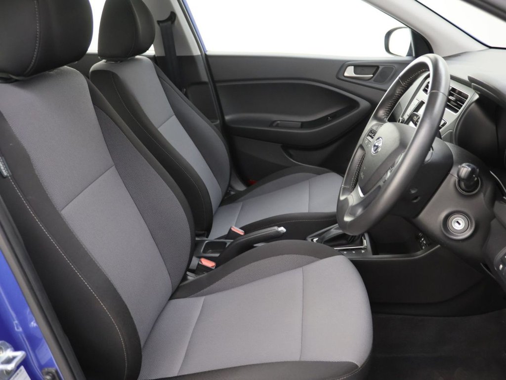 Used Hyundai i20 2018 for sale - 77991018: Photo 12