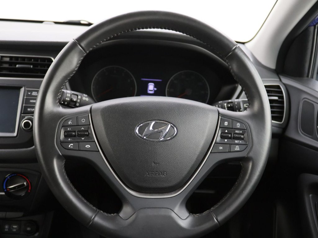 Used Hyundai i20 2018 for sale - 77991018: Photo 20