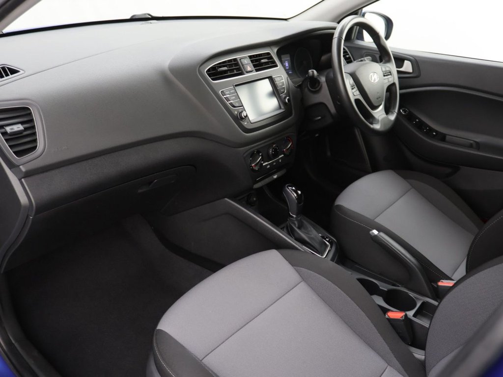 Used Hyundai i20 2018 for sale - 77991018: Photo 24