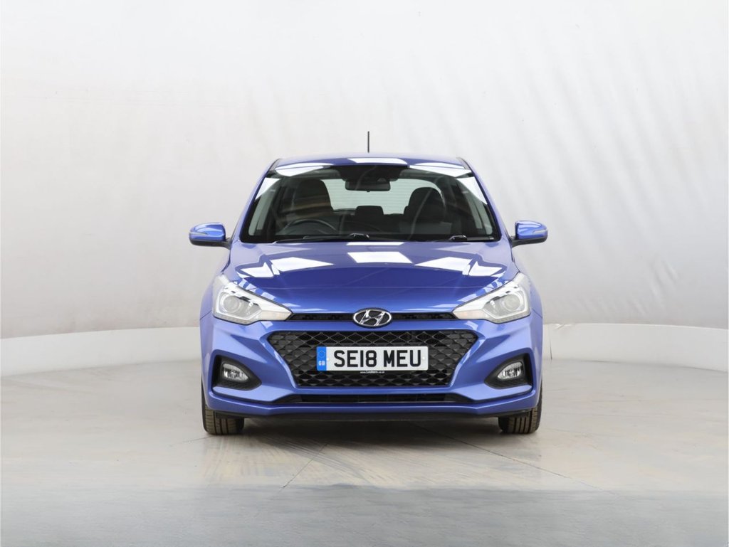 Used Hyundai i20 2018 for sale - 77991018: Photo 3