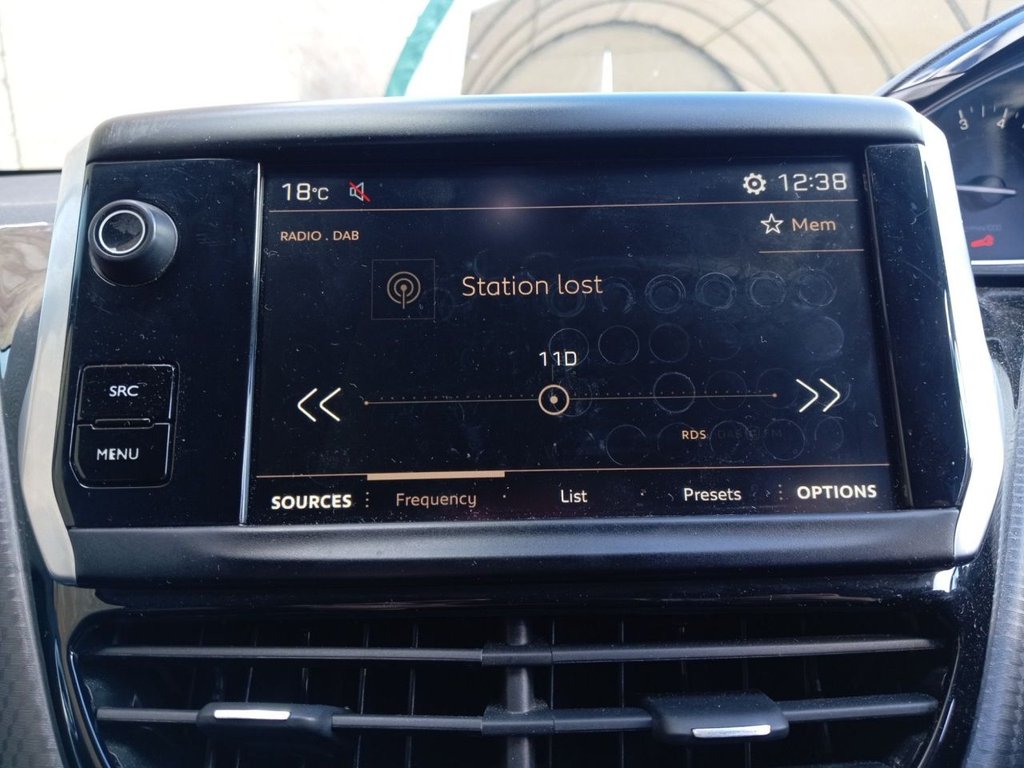 Used Peugeot 2008 2019 for sale - 78134617: Photo 8