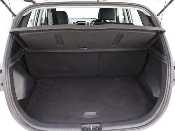 Used Hyundai Ix20 2017 for sale - 76279370: Photo 25