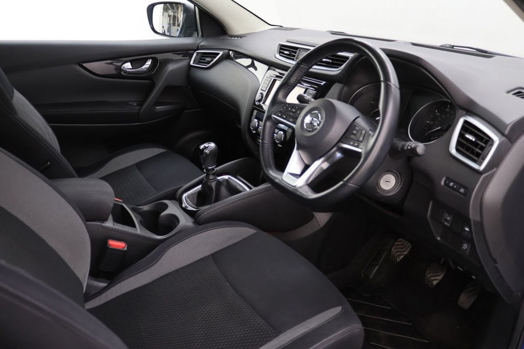 Used Nissan Qashqai 2017 for sale - 77088949: Photo 12