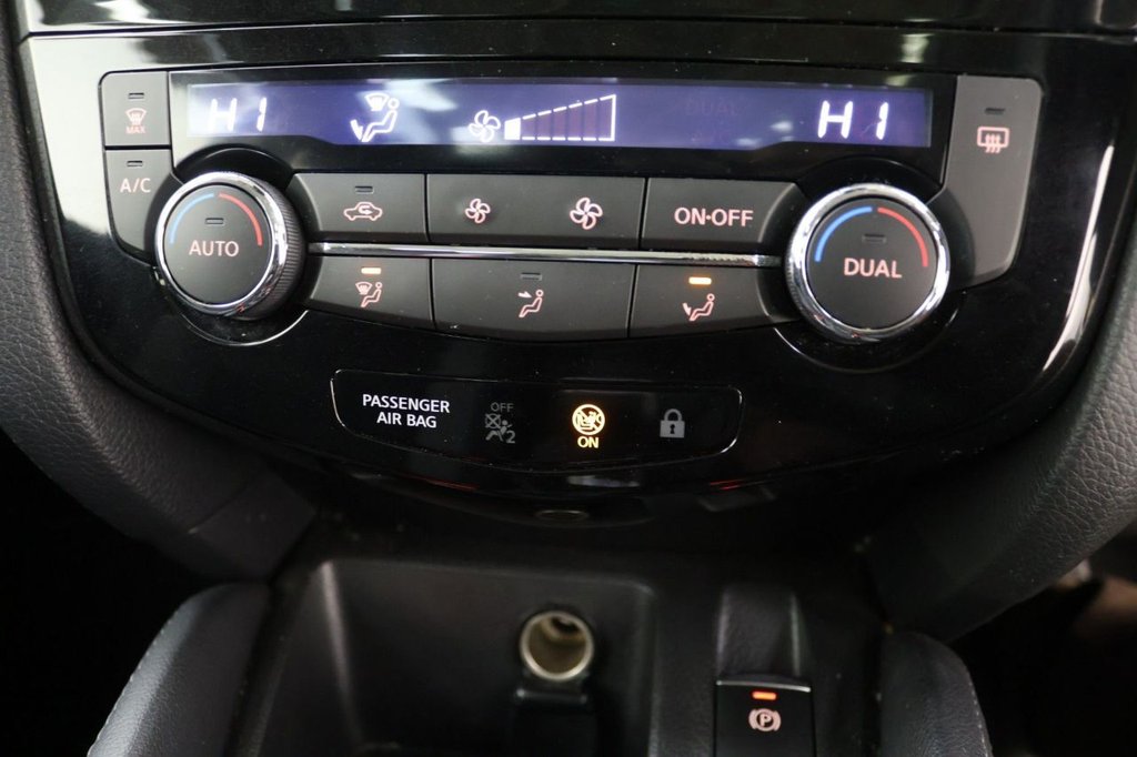 Used Nissan Qashqai 2017 for sale - 77088949: Photo 14