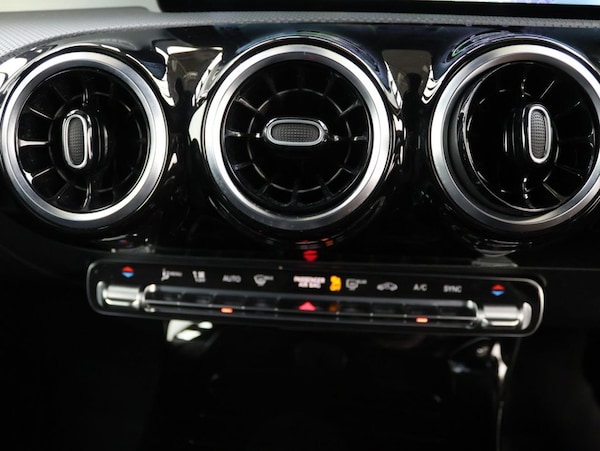 Used Mercedes-Benz CLA 2022 for sale - 75359218: Photo 18