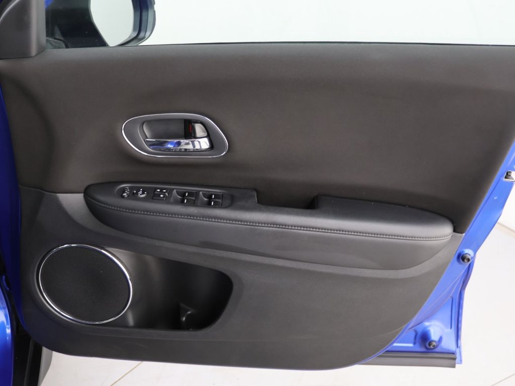 Used Honda HR-V 2018 for sale - 76132143: Photo 24