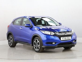 Used Honda HR-V 2018 for sale - 76132143: Photo 2