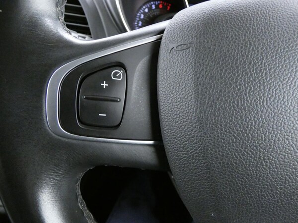 Used Renault Captur 2019 for sale - 74233100: Photo 19