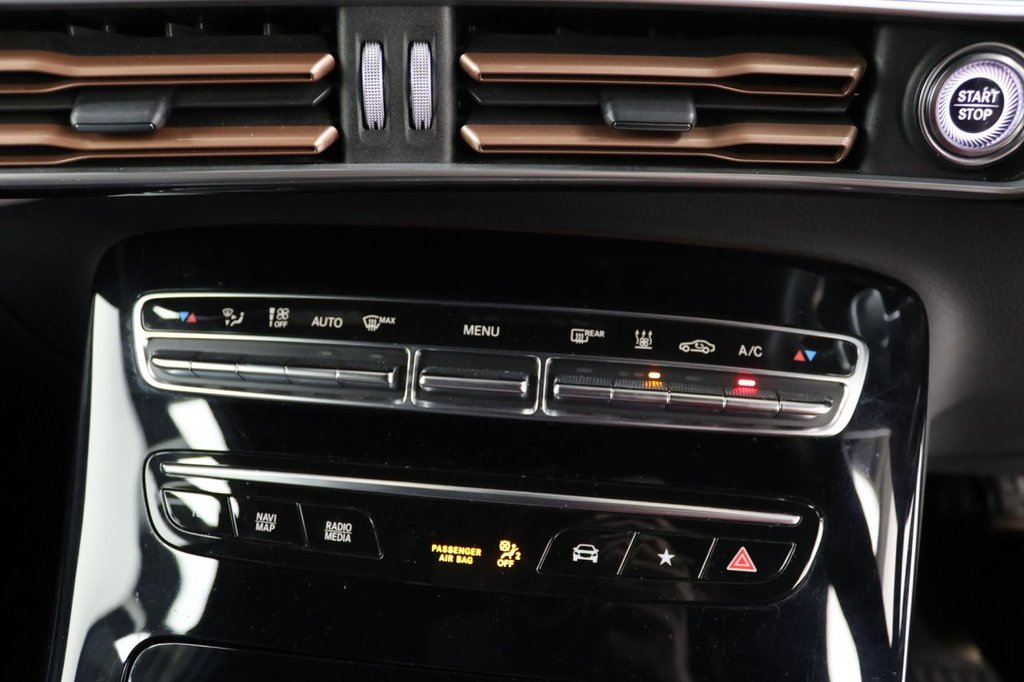 Used Mercedes-Benz EQC 2020 for sale - 76717209: Photo 17