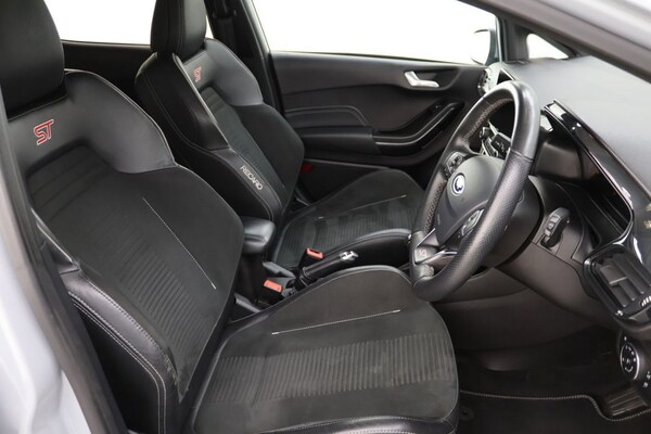 Used Ford Fiesta 2019 for sale - 75704003: Photo 12