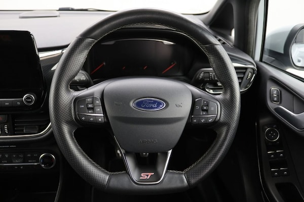 Used Ford Fiesta 2019 for sale - 75704003: Photo 21