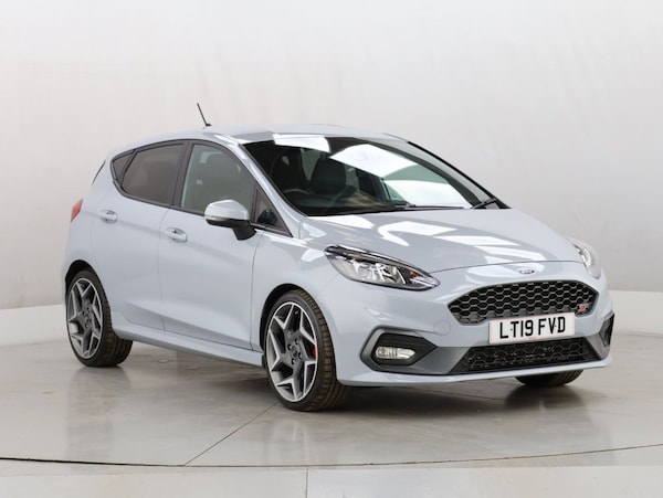 Used Ford Fiesta 2019 for sale - 75704003: Photo 2