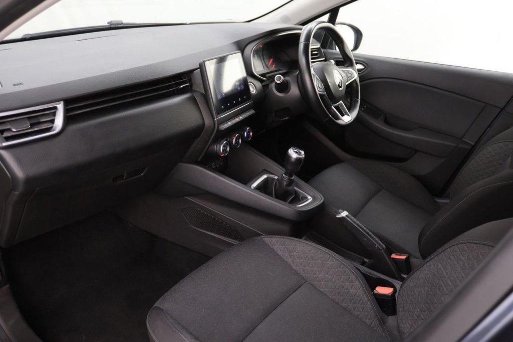 Used Renault Clio 2020 for sale - 78212795: Photo 24