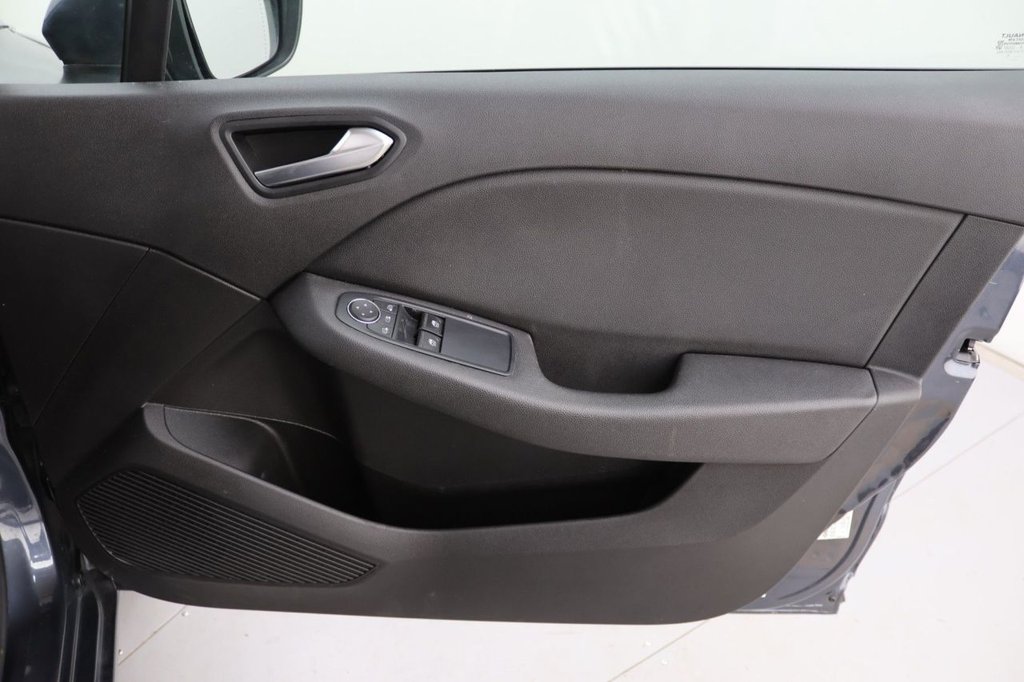 Used Renault Clio 2020 for sale - 78212795: Photo 26