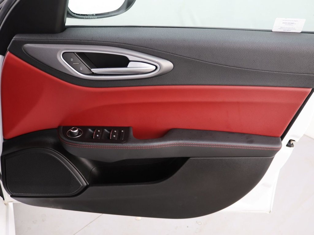 Used Alfa Romeo Giulia 2019 for sale - 78044197: Photo 26