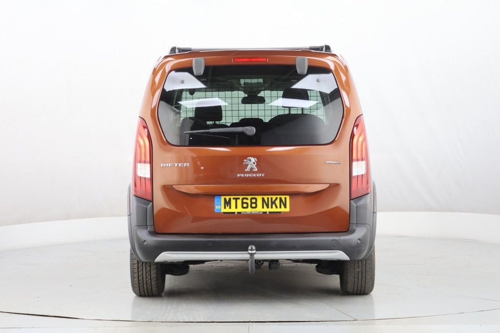 Used Peugeot Rifter 2018 for sale - 77236733: Photo 9