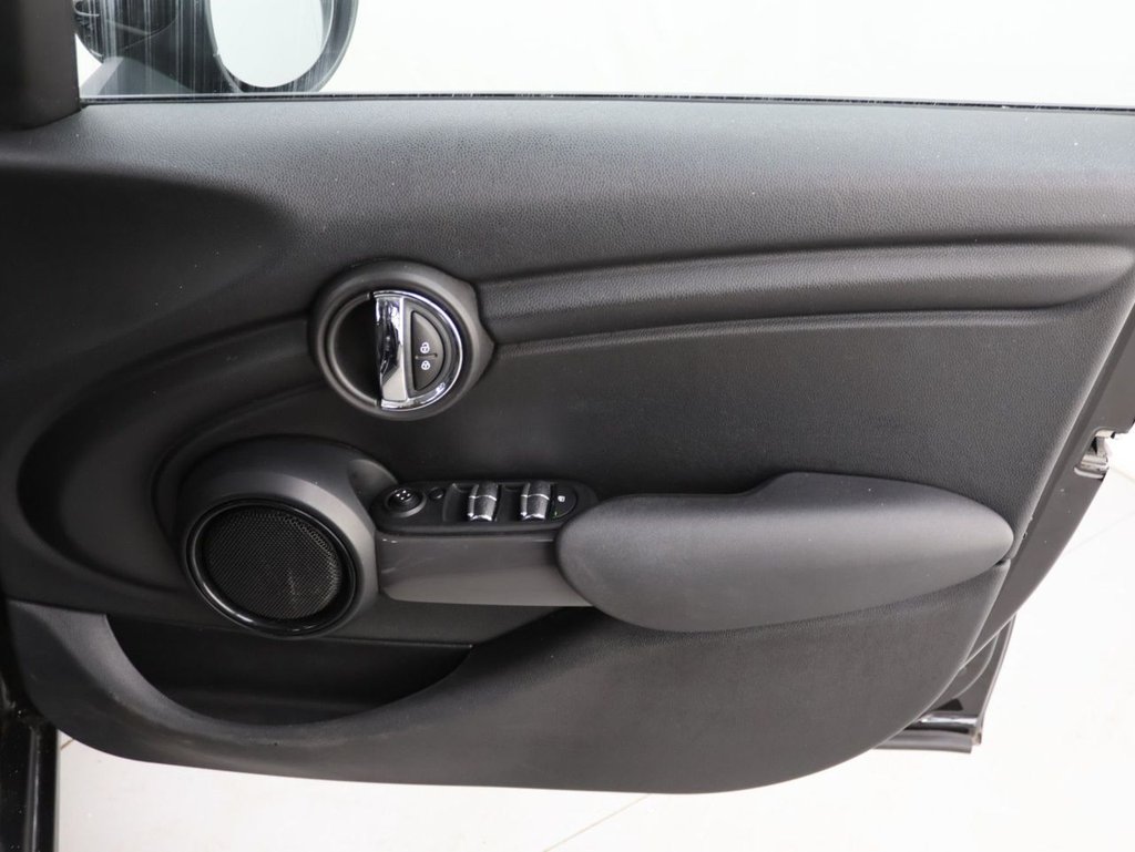 Used MINI Hatch 2018 for sale - 77991014: Photo 27