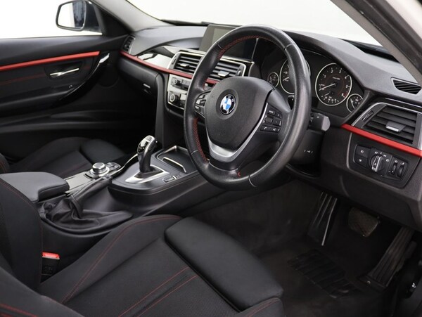 Used BMW 3 Series 2017 for sale - 76147516: Photo 12