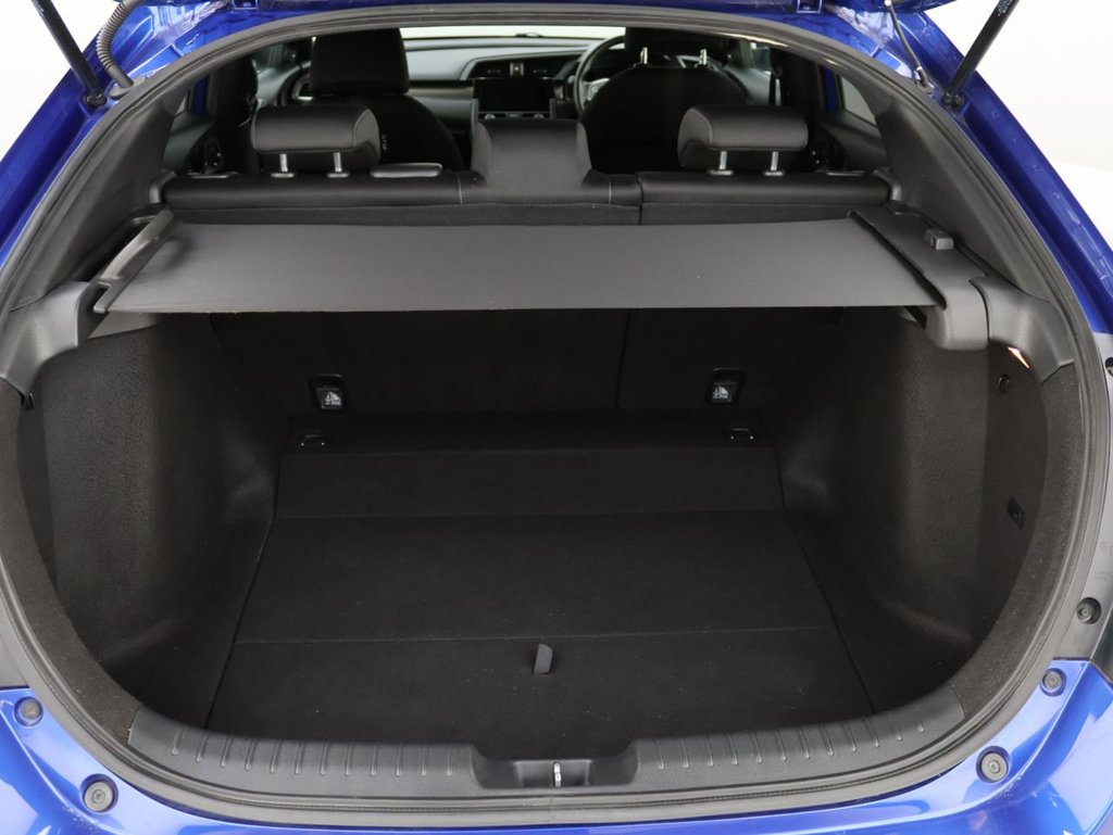 Used Honda Civic 2019 for sale - 76105373: Photo 25