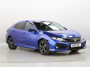 Used Honda Civic 2019 for sale - 76105373: Photo 2