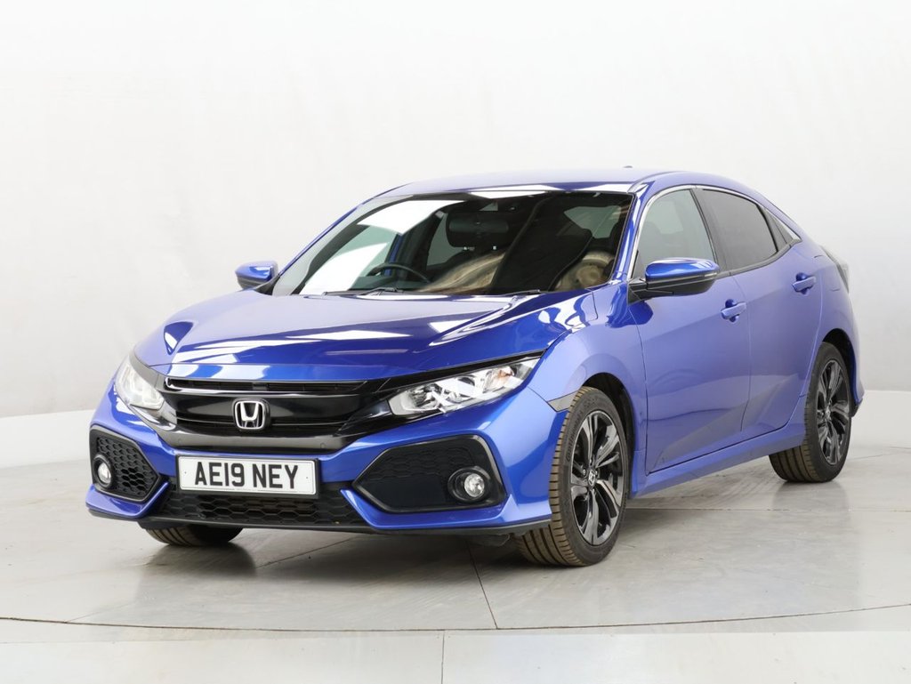 Used Honda Civic 2019 for sale - 76105373: Photo 5