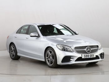 Used Mercedes-Benz C-Class 2019 for sale - 76147600: Photo 2