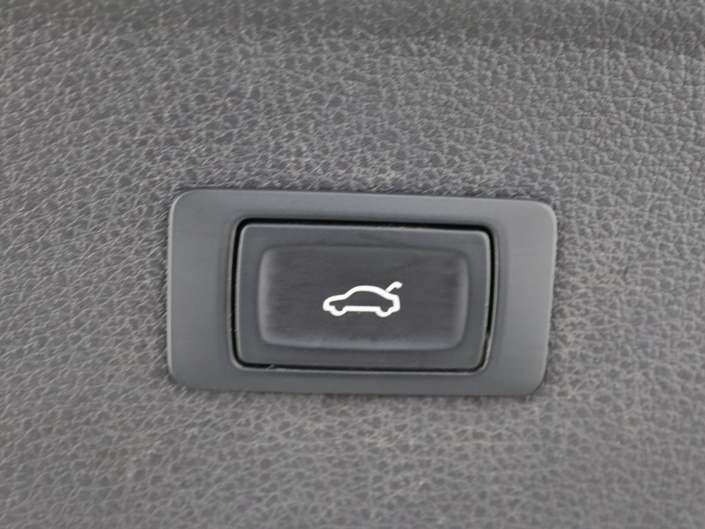 Used Audi Q5 2017 for sale - 76558739: Photo 25