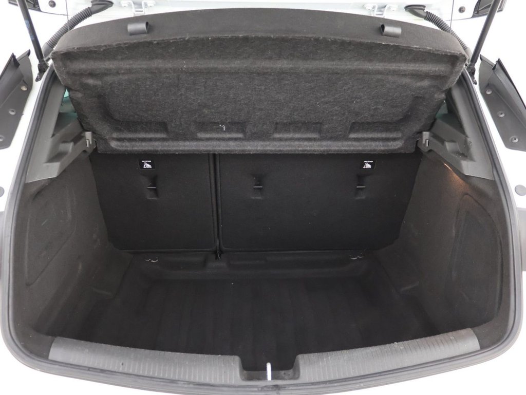 Used Vauxhall Astra 2019 for sale - 77890849: Photo 24