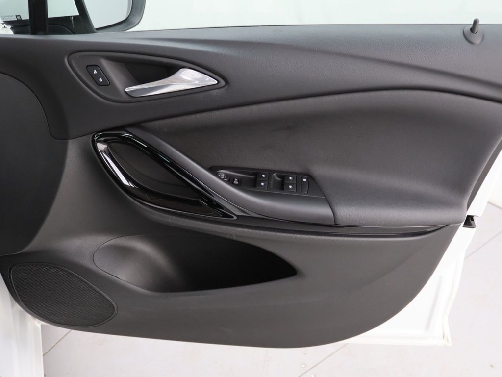 Used Vauxhall Astra 2019 for sale - 77890849: Photo 25
