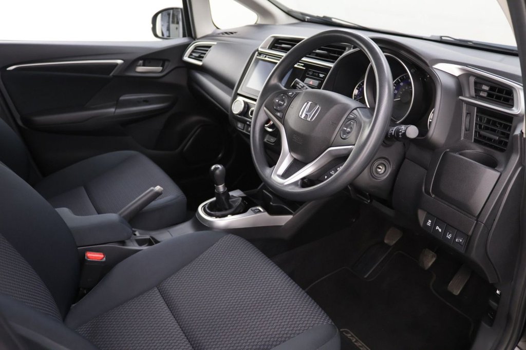 Used Honda Jazz 2018 for sale - 77089105: Photo 10