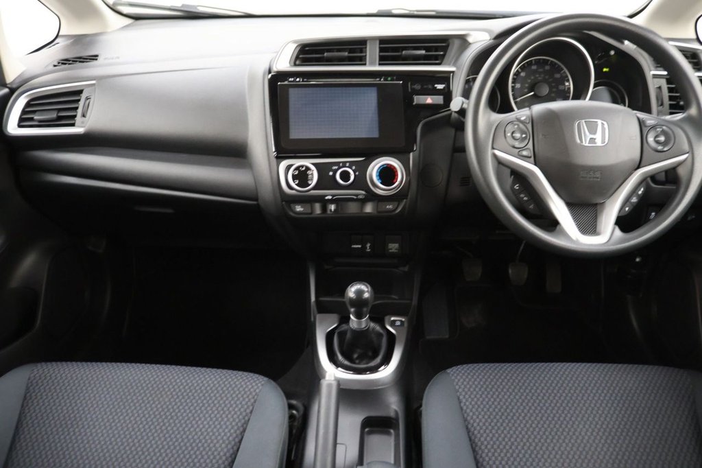 Used Honda Jazz 2018 for sale - 77089105: Photo 17