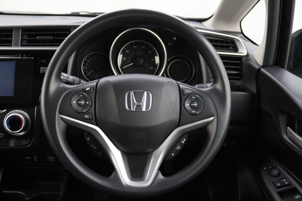 Used Honda Jazz 2018 for sale - 77089105: Photo 18