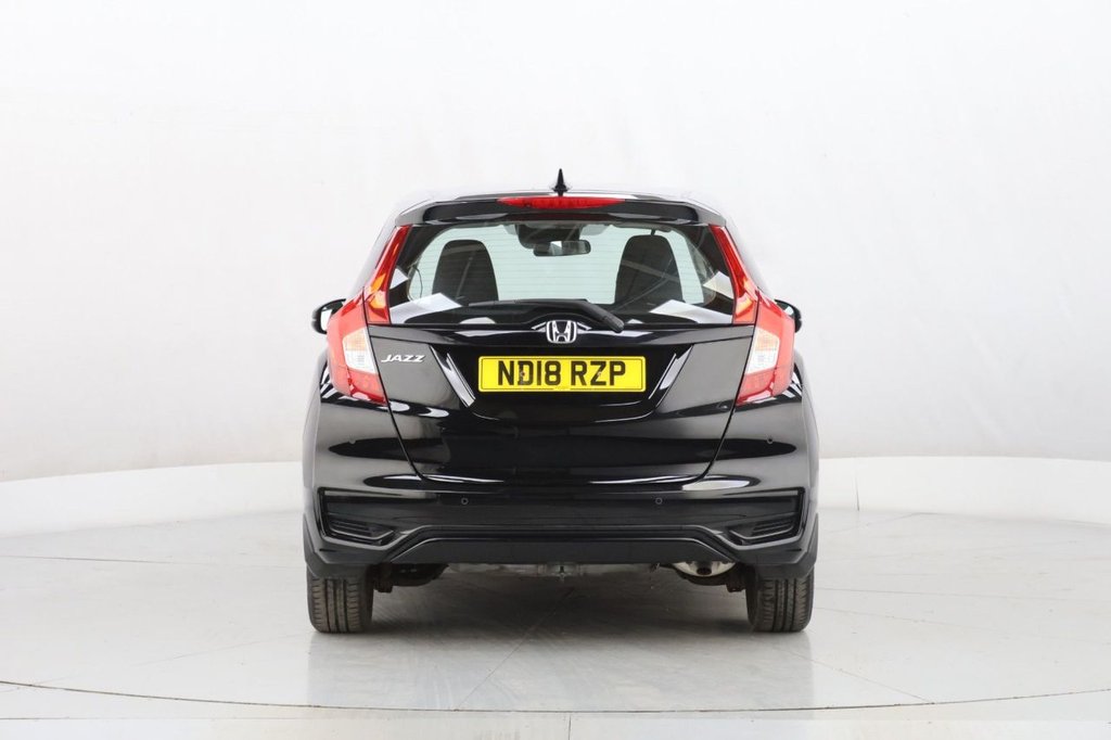 Used Honda Jazz 2018 for sale - 77089105: Photo 9