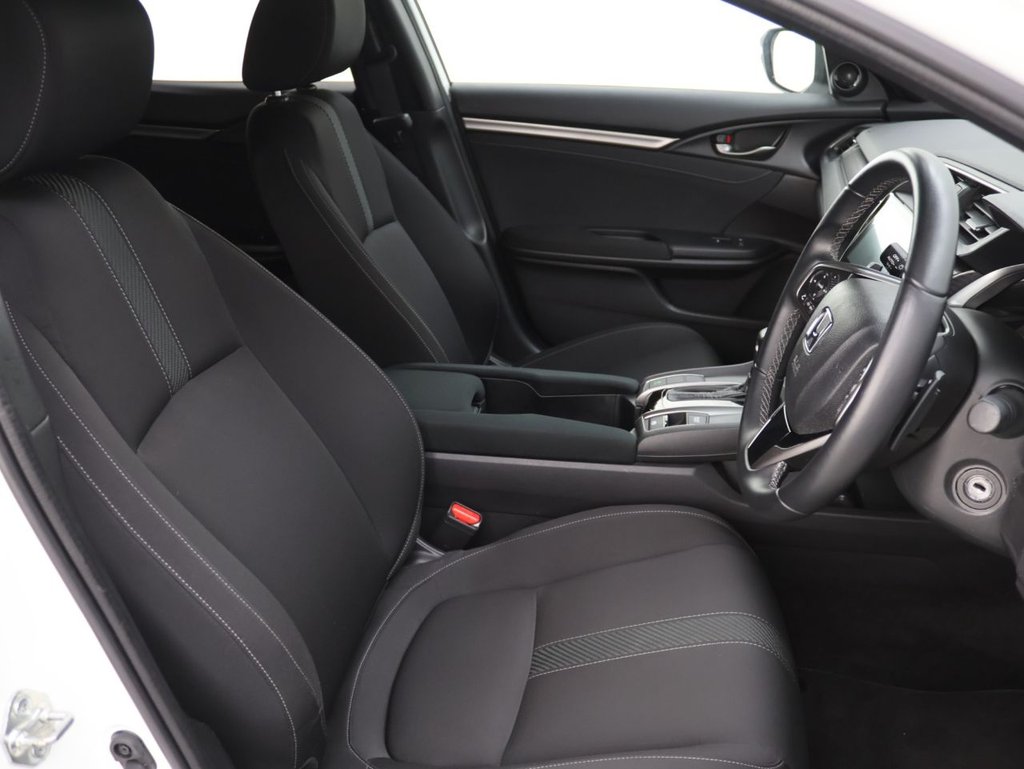 Used Honda Civic 2018 for sale - 76333242: Photo 12