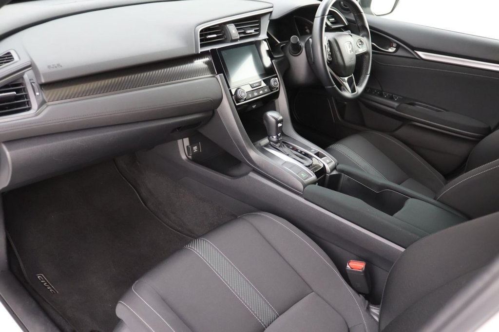 Used Honda Civic 2018 for sale - 76333242: Photo 22