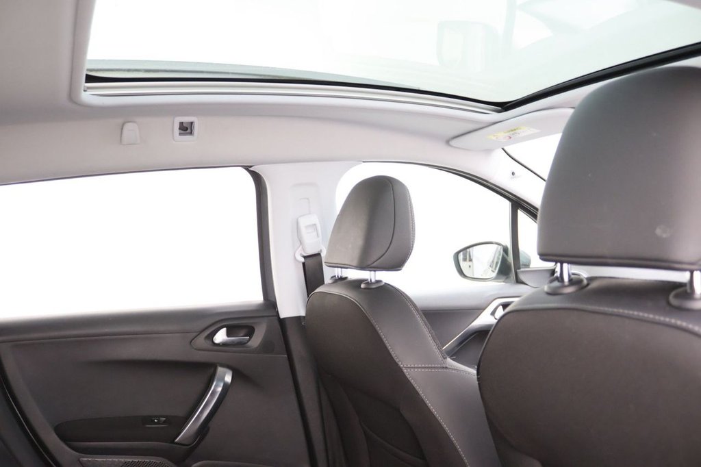 Used Peugeot 2008 2019 for sale - 78044067: Photo 2